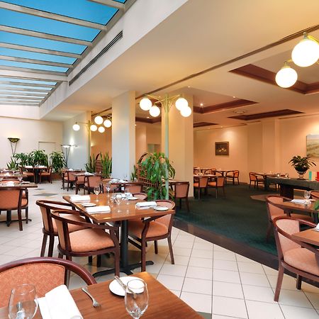 Bayview Eden Melbourne Hotel Bagian luar foto